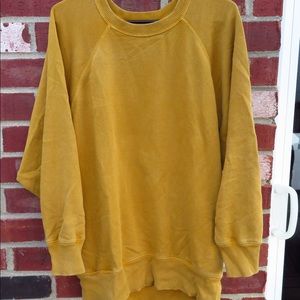 Oversized crew neck sweatshirt